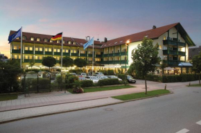 Гостиница Bauer Hotel und Restaurant  Фельдкирхен-Вестерхам